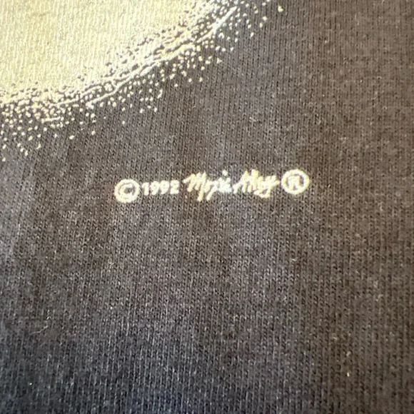 Michael Eastman Vintage 1992 Seal Graphic T-Shirt - Picture 7 of 8